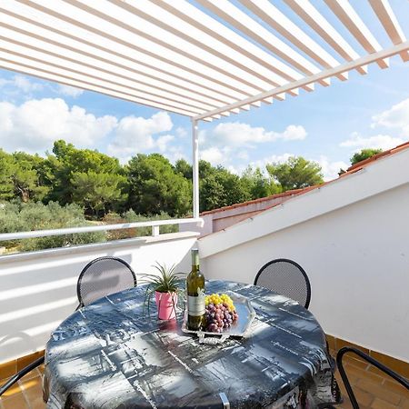Apartman Piljan Pula Luaran gambar