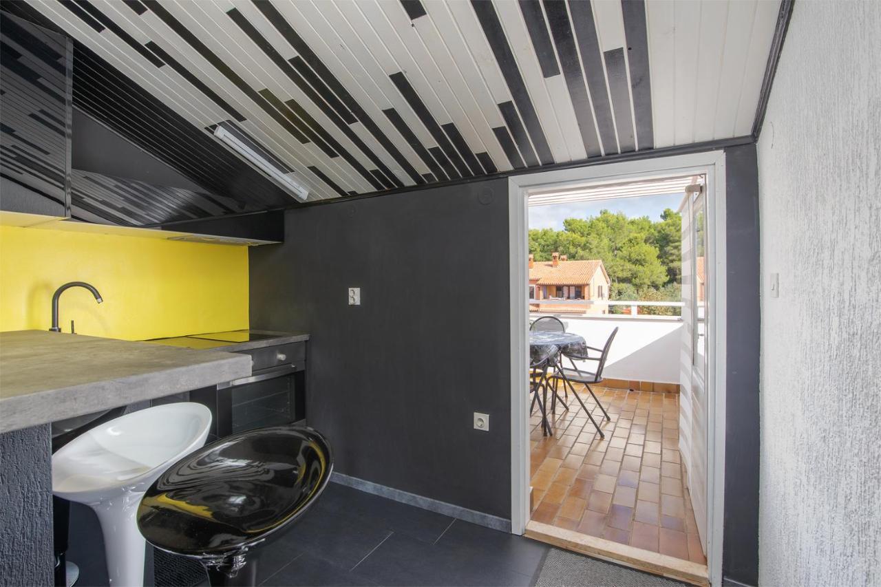 Apartman Piljan Pula Luaran gambar