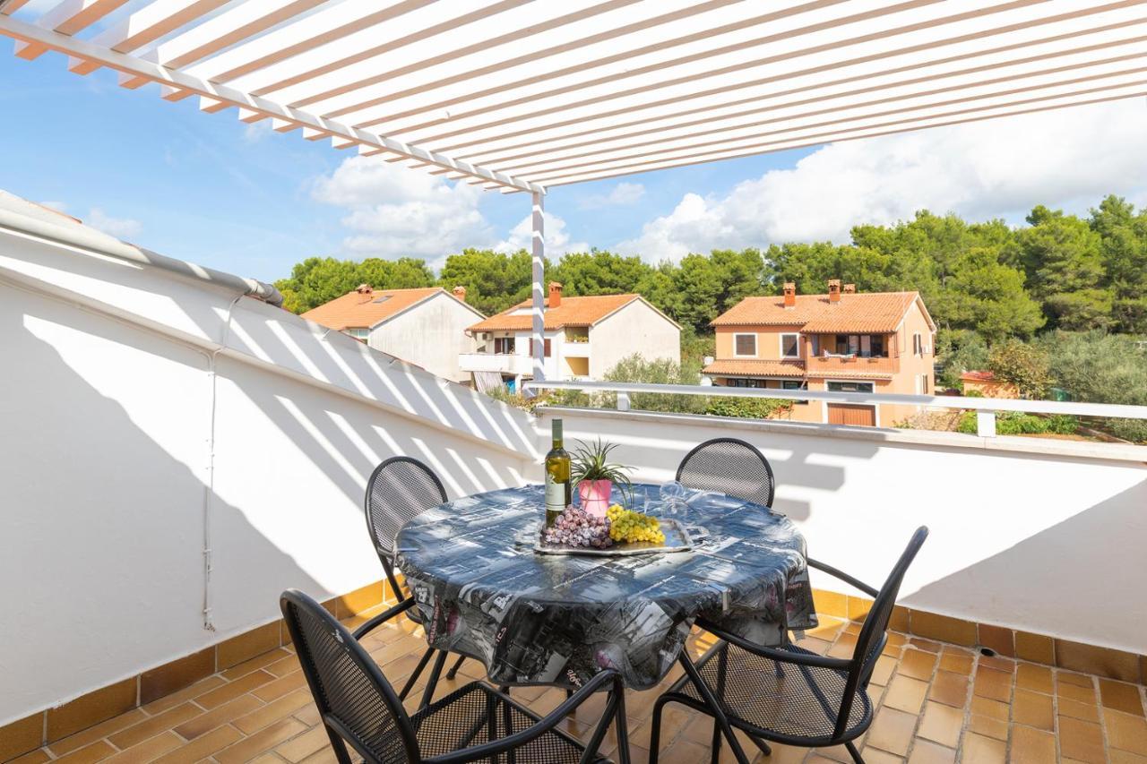 Apartman Piljan Pula Luaran gambar